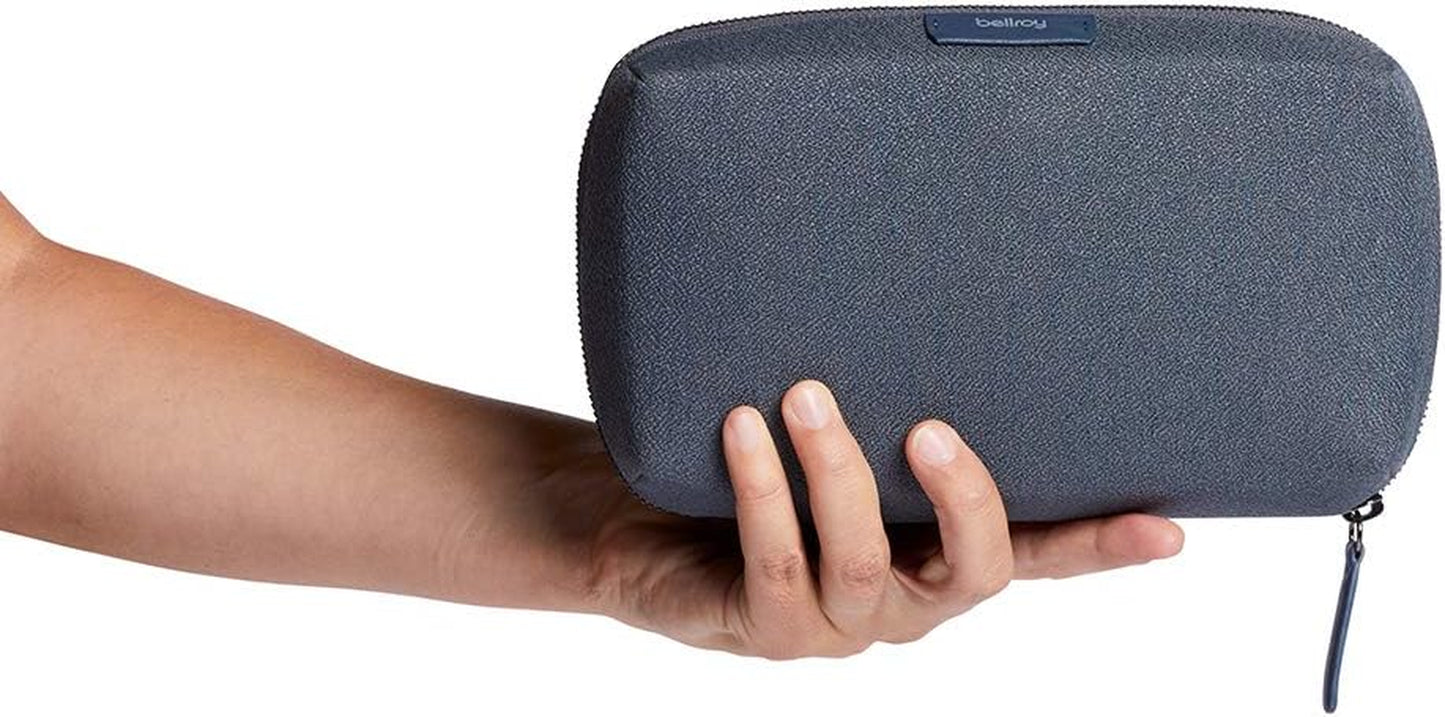 Bellroy Tech Kit (Tech Accessories Organizer Pouch, Zipper Closure Design, Stores Power Bank, Phone Charger, Cables & More, Internal)